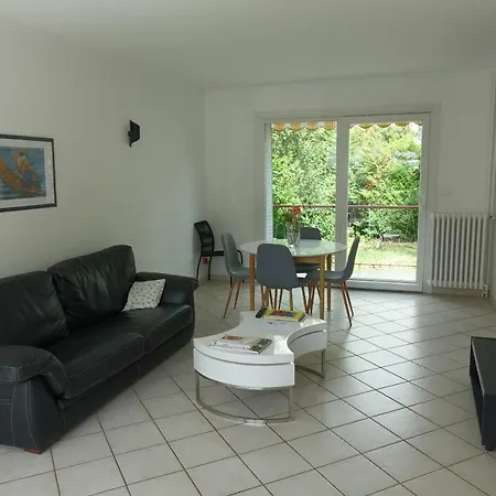 Villa Maison Avec Jardin, Au Centre De Nancy, A 2 Pas De La Fac De Lettres *