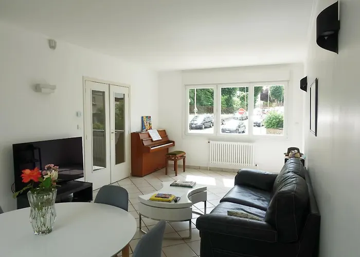 Maison Avec Jardin Au Centre De Avec Borne De Recharge Voiture Electrique Vila *