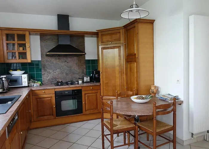 Vila Maison Avec Jardin Au Centre De Avec Borne De Recharge Voiture Electrique